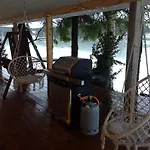 Holiday home Tilhi 1 *